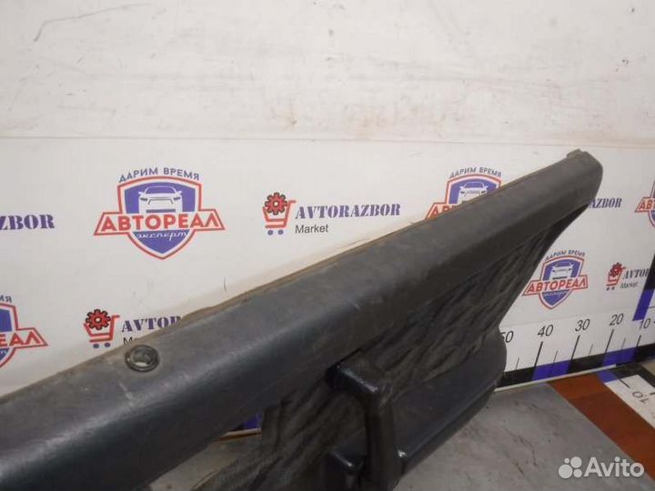 Обшивка двери задняя правая Ваз 21099 21083 1999