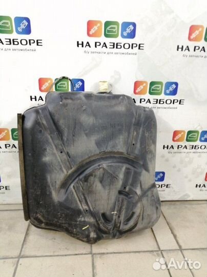 Топливный бак Mazda 3 BL 1.6 2010