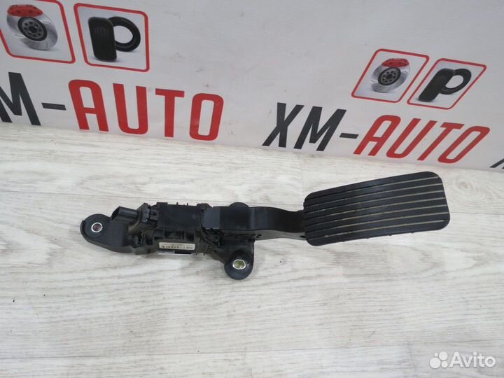 Педаль газа Hyundai Solaris 2