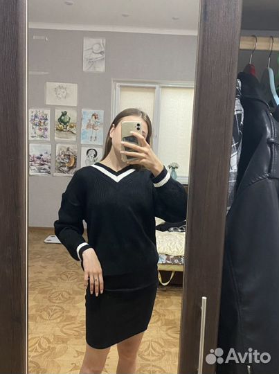 Свитер женский