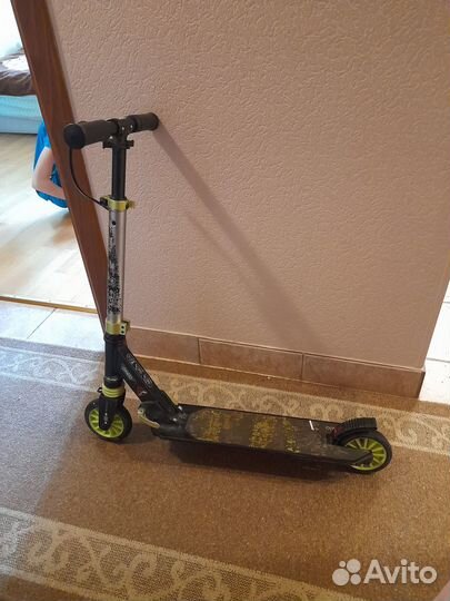 Продам самокат Oxelo