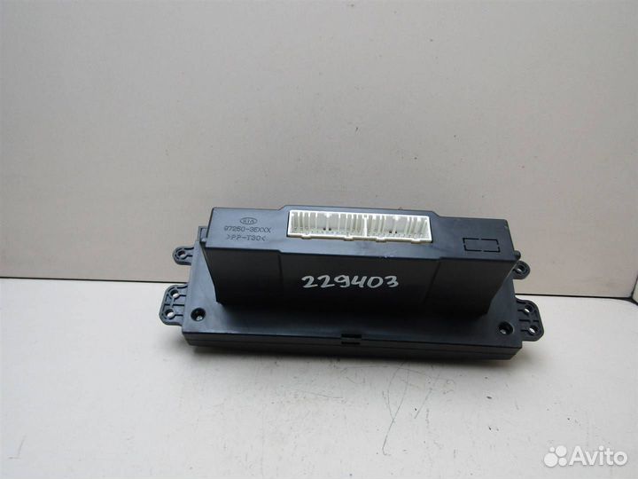 Блок управления климатической установкой Kia Sore