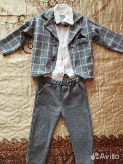 Нарядный костюм для мальчика 80-86