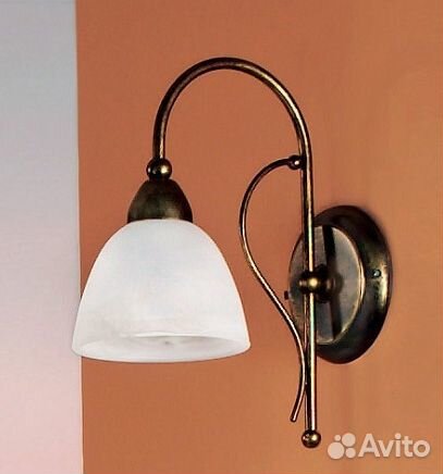 Светильник настенный