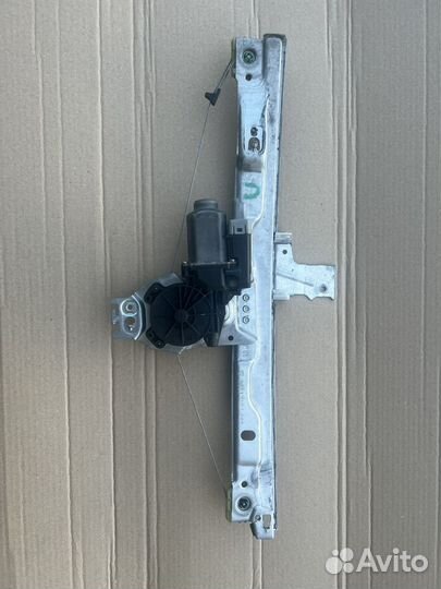 Стеклоподъемник передний левый Peugeot 207