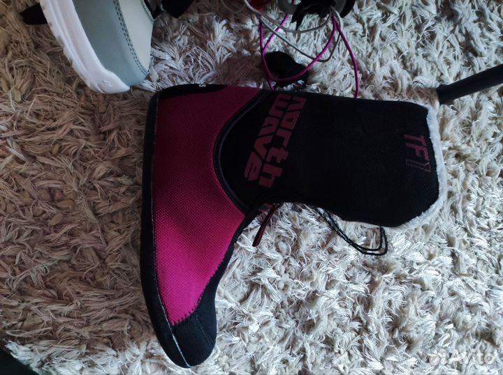 Ботинки для сноуборда 38 north wave