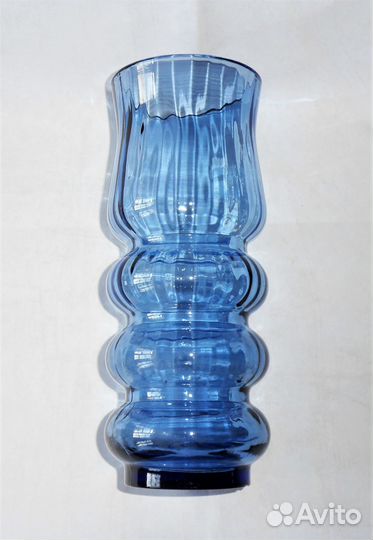 Ваза с рельефным туловом. Синее стекло СССР Винтаж