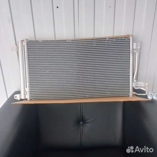 Радиатор охлаждения Polo 2011-2020 6r0820411q