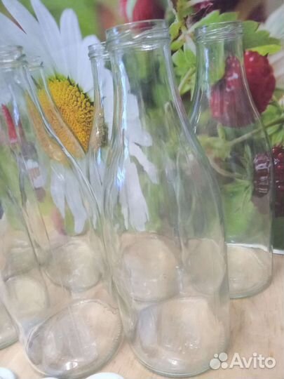 Бутылка 1 литр с крышкой