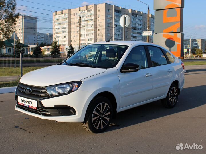 LADA Granta 1.6 МТ, 2023