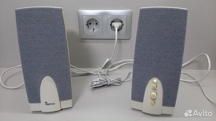 Компьютерные колонки genius