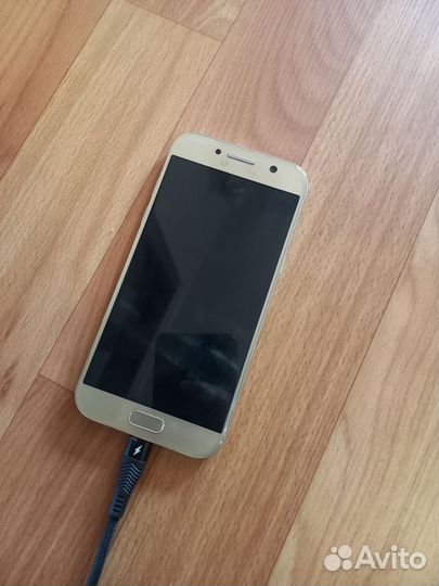 Samsung Galaxy A5 (2017) SM-A520F/DS, 3/32 ГБ