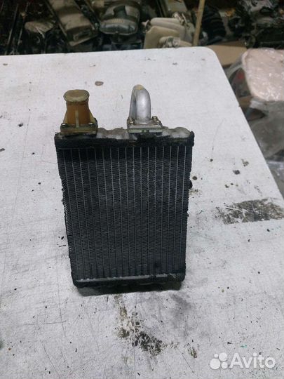 Радиатор заднего отопителя Nissan Serena C23