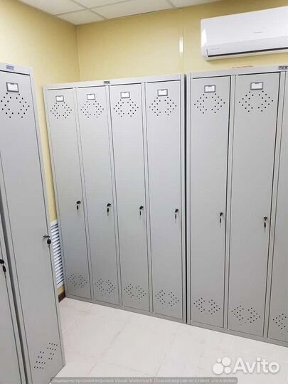 Шкафы для раздевалок