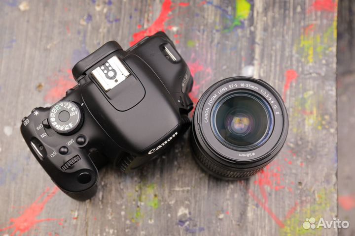 Canon EOS 600D kit EF-S 18-55mm f/3.5-5.6 IS II s