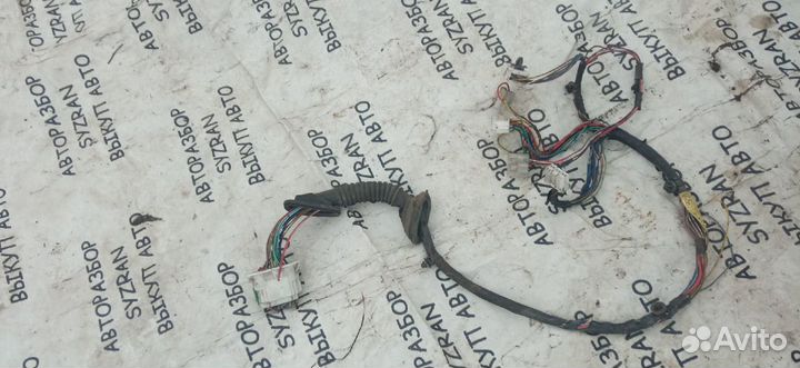 Проводка двери передней левой Mazda Capella