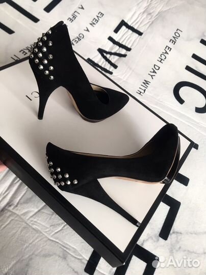 Лодочки Alexander McQueen