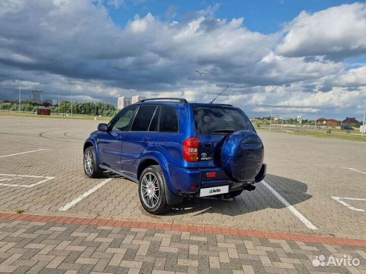 Toyota RAV4 2.0 AT, 2001, 208 000 км