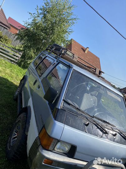 Mitsubishi L300, 1989