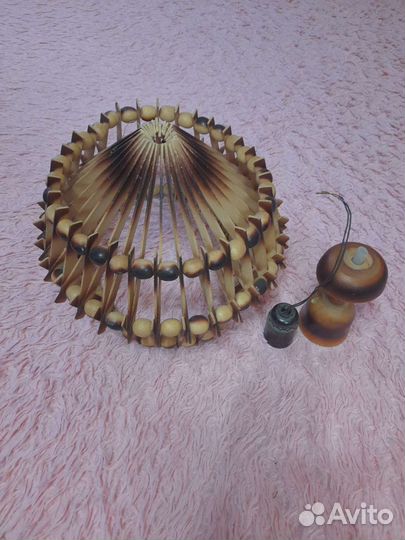Люстра деревянная