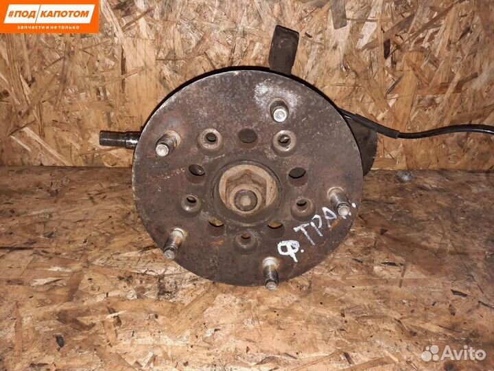 Кулак передний правый Ford Transit