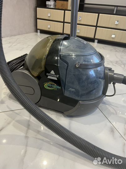 Моющий пылесос Bissell
