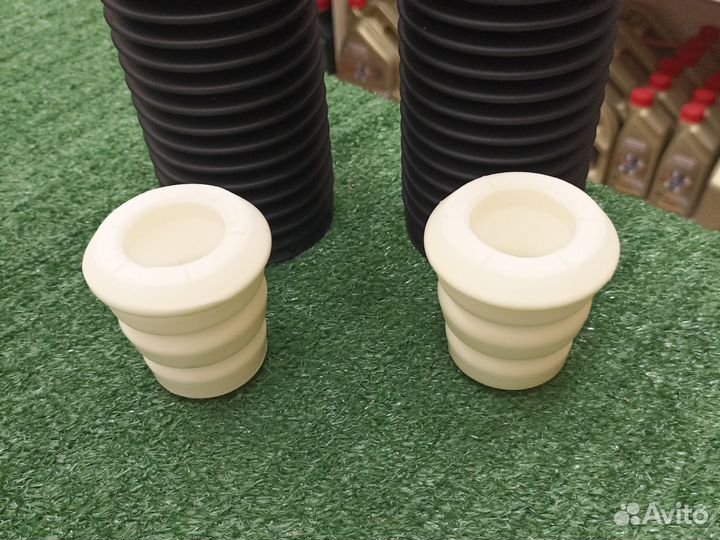 Пыльник переднего амортизатора Ford C-Max