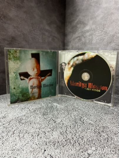 CD диск Marlyn Manson - Hollywood