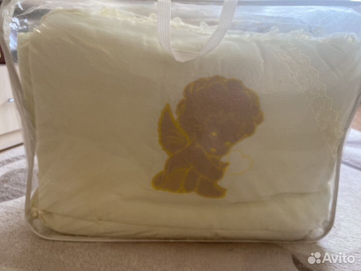 Комплект в детскую кроватку