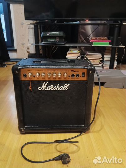 Комбоусилитель Marshall mg15cdr