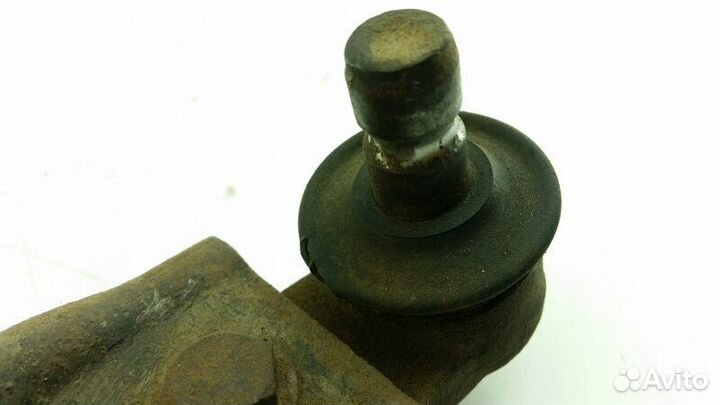 Рычаг передний левый Mazda 323 BA Z5 1996