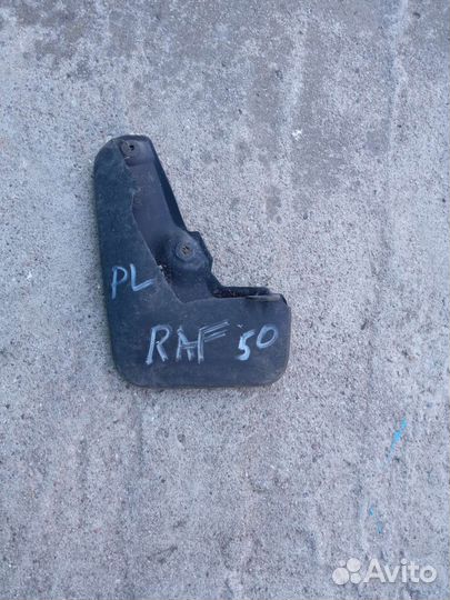 Toyota RAV4 xa50 передний левый брызговик