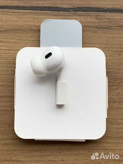 Правый наушник AirPods Pro 2 (USB C) оригинал