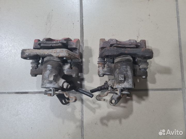 Суппорт тормозной Skoda Octavia a5