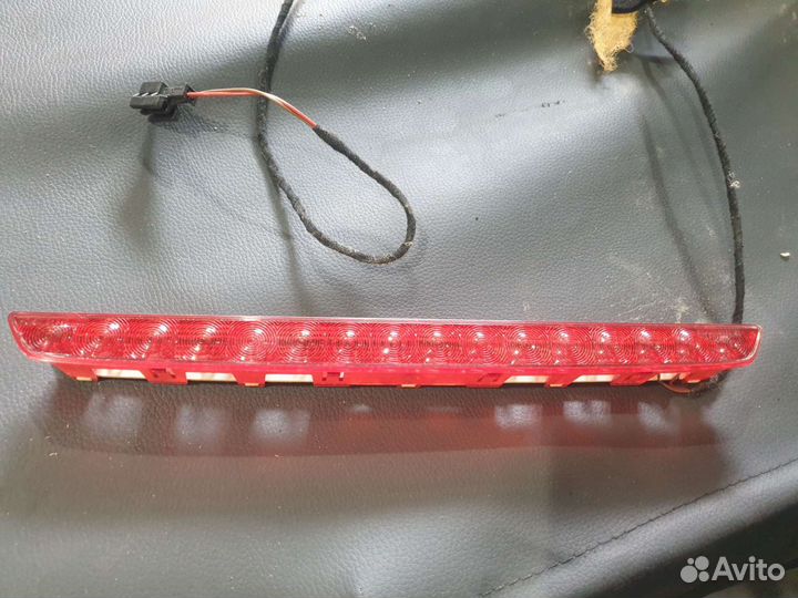 Стоп сигнал Mercedes-Benz CLS 219