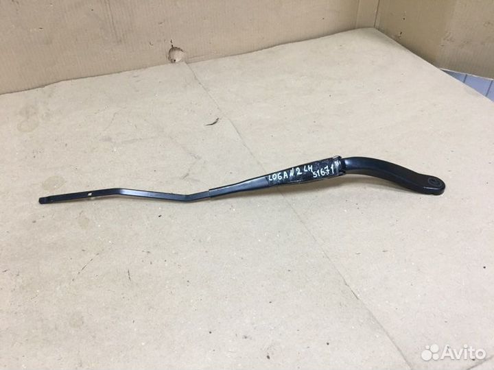 Поводок дворника левый Renault Logan 2 2014
