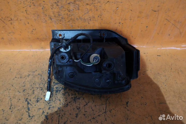 Стоп левый lexus rx300 2000 год