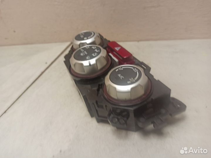 Блок управления климат контролем 72311SC030