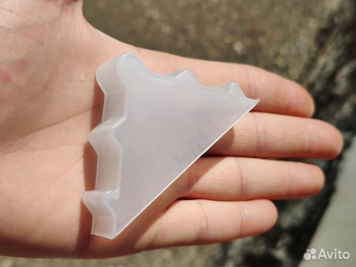 Пластиковые уголки для защиты стекла, мдф, лдсп