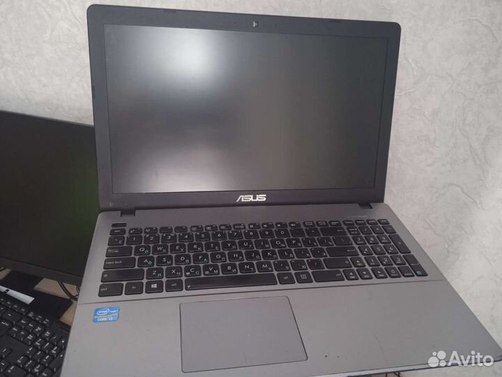 Ноутбук asus