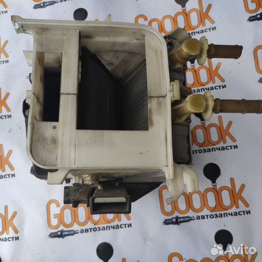 Радиатор отопителя Nissan Primera P10