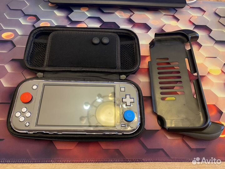 Nintendo switch lite (без чипа) 256гб