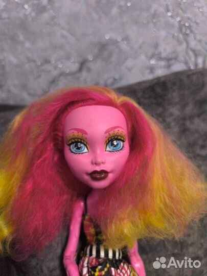 Кукла Монстер Хай Гуллиопа страшно огромные