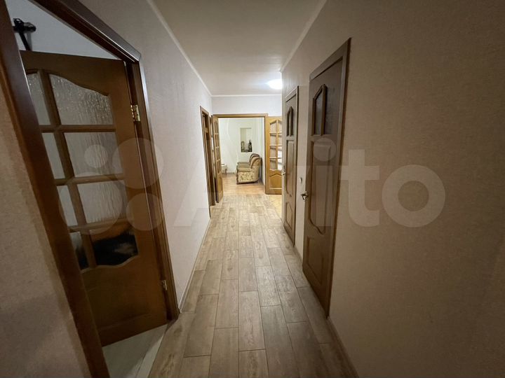 3-к. квартира, 88 м², 4/10 эт.