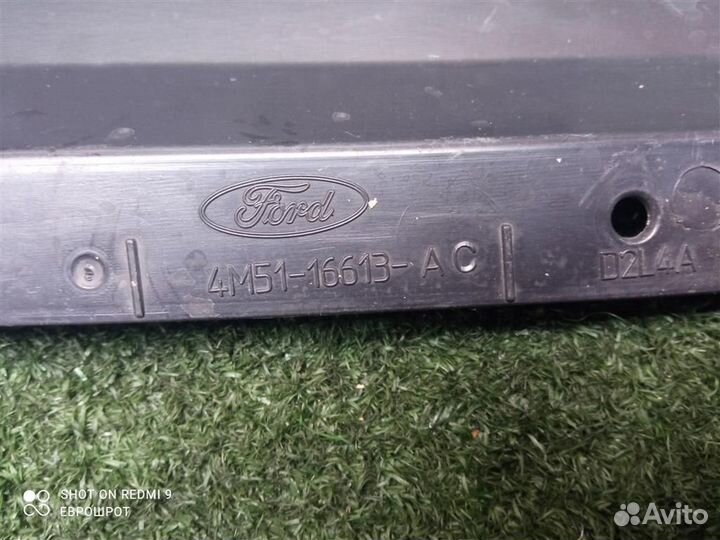 Кожух замка капота Ford Focus 2 (2005-2011)