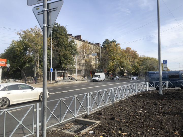 Торговая площадь, 80 м²