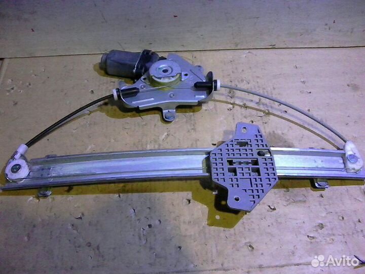 Стеклоподъемник передний правый Hyundai Solaris 1