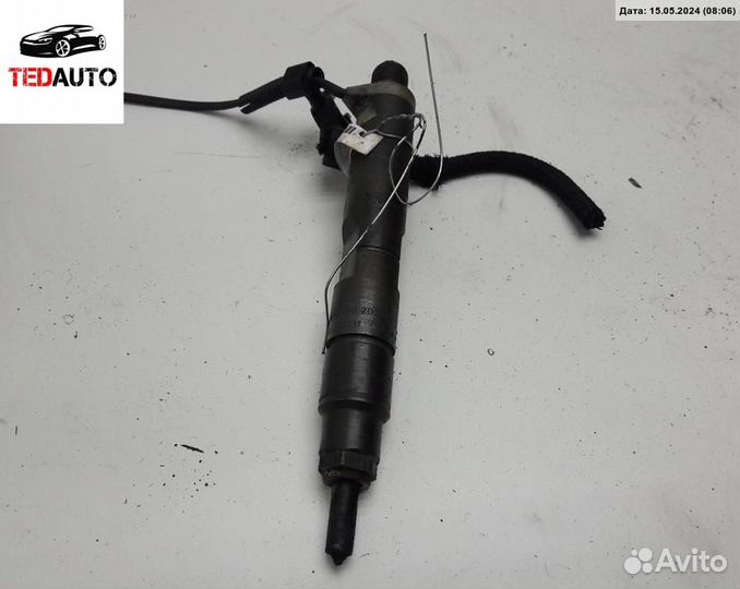 Форсунка топливная, Volkswagen Golf-4 1999