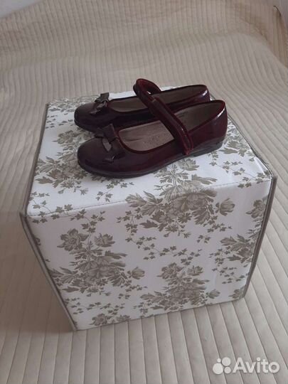 Туфли лаковые для девочки