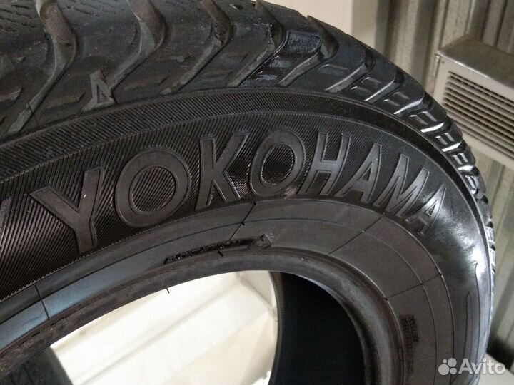 Yokohama Ice Guard Stud IG55 215/70 R16 100T